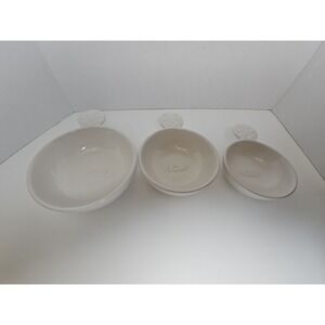 Hallmark Snowflake Nesting Ceramic Measuring Cups Set Of 3